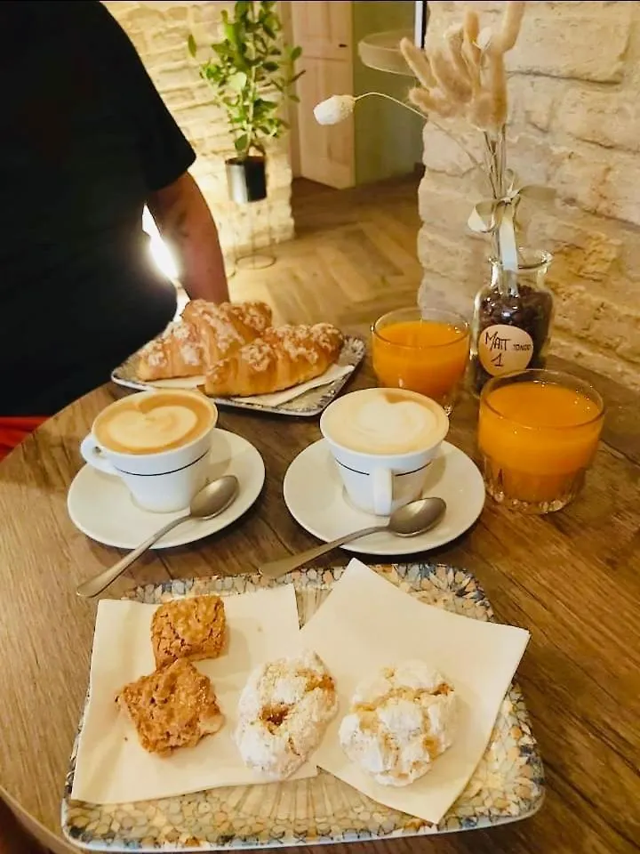 Bed and Breakfast Palazzo Benucci à San Gimignano Couette-café
